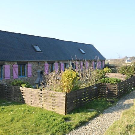 Les Gites Aux Volets Roses Landunvez Eksteriør billede
